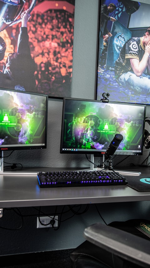 Streaming desk setup tour